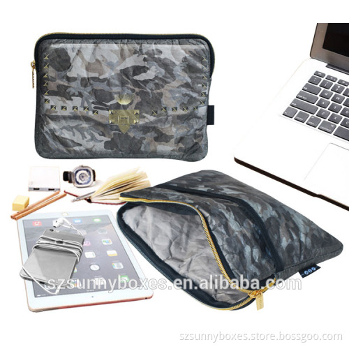 Gray Camo Pattern Tyvek Paper Zipper Portfolio With Pocket For iPad & Tablets 10"